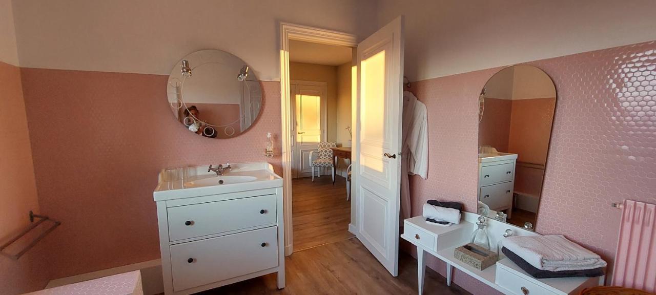 Chambres D'Hotes Le Relais Globe Trotteur Montaigu  Eksteriør billede